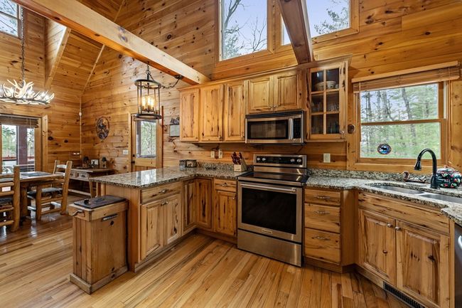 1036 Laurel Creek Trl, Home with 3 bedrooms, 4 bathrooms and null parking in Cherry Log GA | Image 7