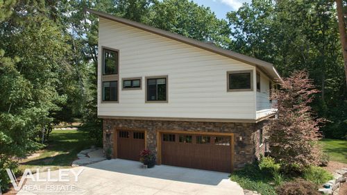 7474 Kochville Rd, Freeland, MI, 48623-8613 | Card Image