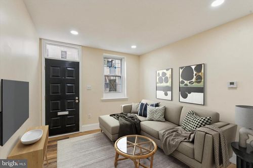 1611 Cadwallader St, PHILADELPHIA, PA, 19122-3013 | Card Image
