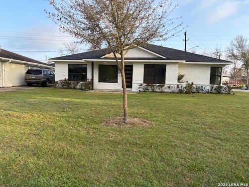 902 W 31st St, Houston, TX, 77018-7514 | Card Image