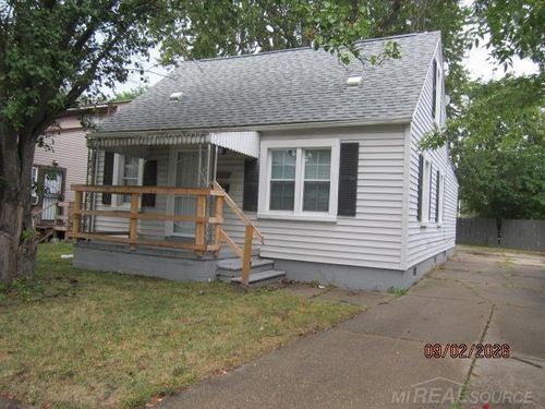 20601 Ridgemont Rd, Harper Woods, MI, 48225-1122 | Card Image