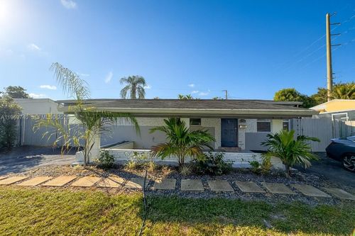 6780 Meade St, Hollywood, FL, 33024-1814 | Card Image