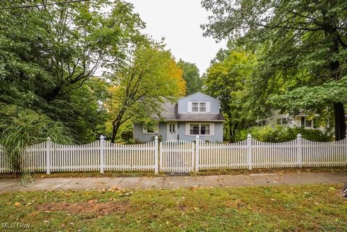 703 Avondale St, Kent, OH, 44240-4503 | Card Image