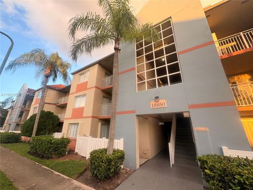 306-18850 Nw 57th Ave, Hialeah, FL, 33015-7018 | Card Image