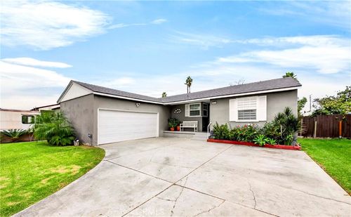 1037 W Ash, Fullerton, CA, 92833 | Card Image