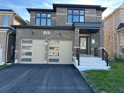 12 Sam Battaglia Cres, Sutton West, ON, L0E1R0 | Card Image