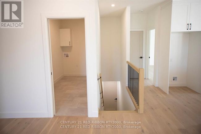 6 - 430 Head St N, House other with 2 bedrooms, 2 bathrooms and 4 parking in Strathroy ON | Image 11