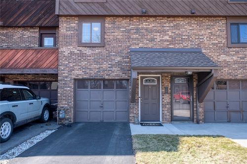 605 Bayberry Ln, Imperial, PA, 15126-9662 | Card Image