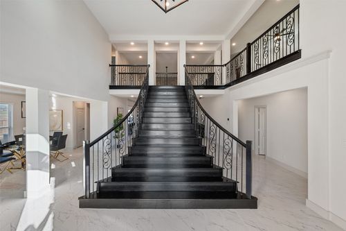 1310 Turkey Trot Dr, Mansfield, TX, 76063-6945 | Card Image