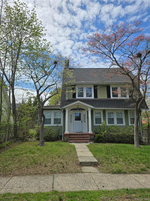 15 Roosevelt Ave, Rye, NY, 10580-3726 | Card Image