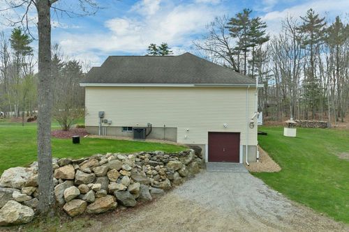303 Lords Mill Rd, Epsom, NH, 03234-4946 | Card Image