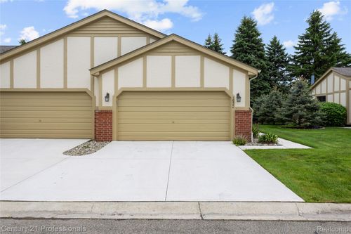 18344 Greenmeadow Drive, Clinton Charter Township, MI, 48038 | Card Image