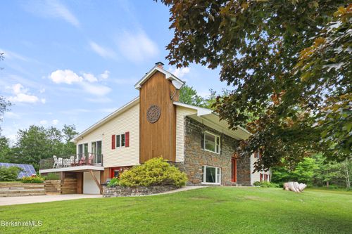 4 Birch Hill Rd, Peru, MA, 01235 | Card Image