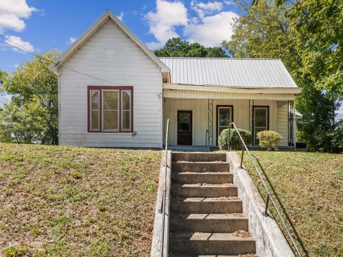 718 Gracey Ave, Clarksville, TN, 37040-4064 | Card Image