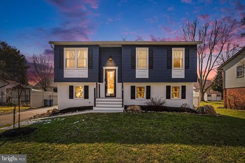 430 Martin Ave, MOUNT JOY, PA, 17552-2922 | Card Image