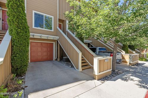 350 Dawson Jacob Ln, Reno, NV, 89503-1042 | Card Image