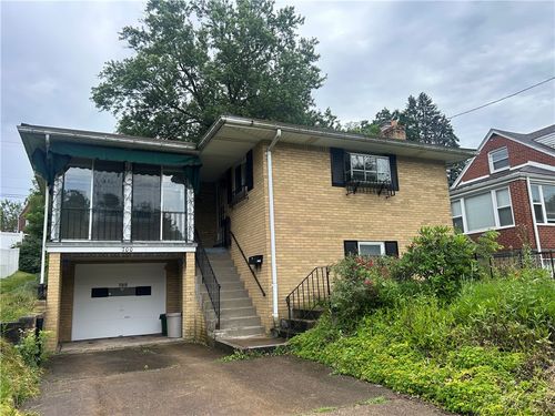 700 Filmore Rd, Pittsburgh, PA, 15221-3606 | Card Image