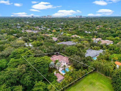 10735 Sw 58th Ave, Pinecrest, FL, 33156-4113 | Card Image