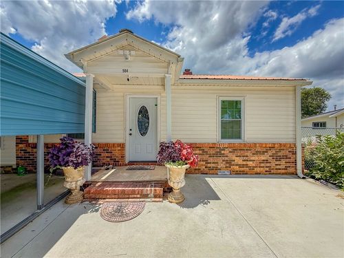 504 Bolick St, Seneca, SC, 29672-6661 | Card Image