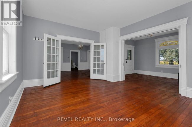 7281 9 Th Line, House other with 4 bedrooms, 2 bathrooms and 10 parking in Thornton ON | Image 17