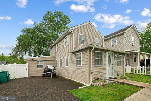 1041 Rosa Ave, CROYDON, PA, 19021-7546 | Card Image