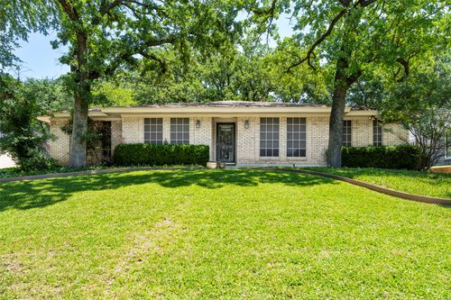 3615 Yorkshire Dr, Arlington, TX, 76013-1158 | Card Image