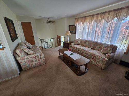 715 Mccall Avenue, Islip, NY, 11795 | Card Image