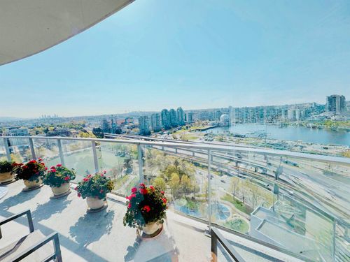 2901-58 Keefer Pl, Vancouver, BC, V6B0B8 | Card Image