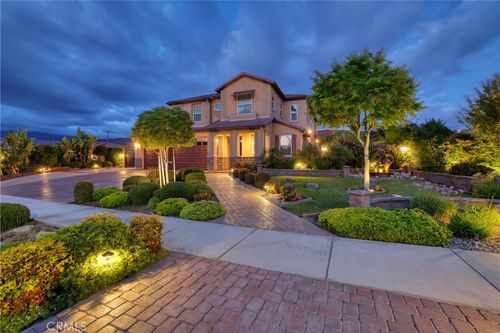 1640 Lucas Ln, Redlands, CA, 92374-5704 | Card Image