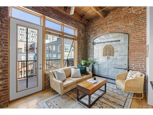 408-2960 Inca St, Denver, CO, 80202-1105 | Card Image