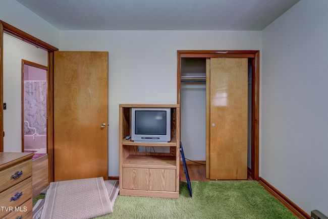 337 Highway 107, House other with 3 bedrooms, 2 bathrooms and null parking in Jonesborough TN | Image 14