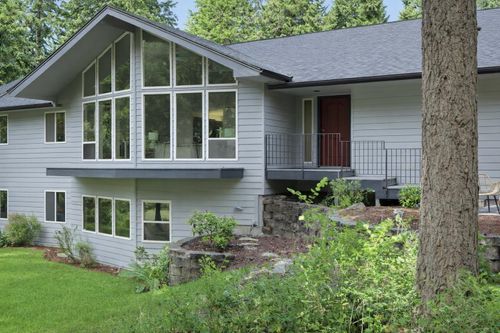 8818 N Ormond Ct, Newman Lake, WA, 99025-9437 | Card Image