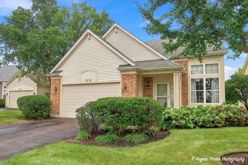 2231 Wilshire Ct, Grayslake, IL, 60030-4415 | Card Image