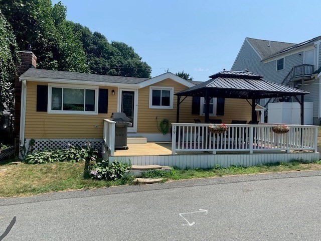 Elliot St, Kingston, MA 02364