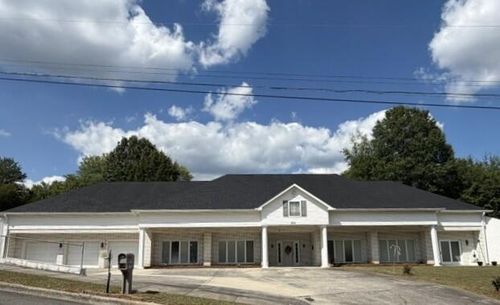 802 Piedmont Ln, Dalton, GA, 30720-4024 | Card Image