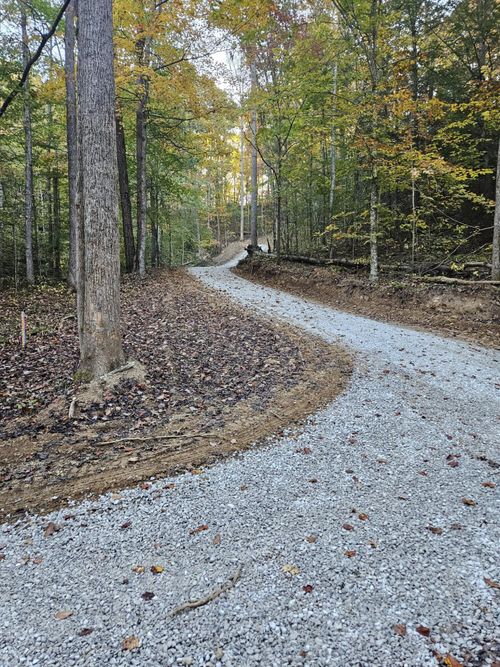27 Middle Ridge Road, Campton, KY, 41301 | Card Image