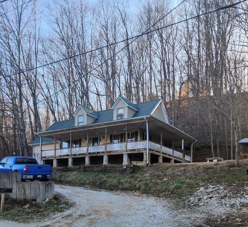 281 Skinner Branch Rd, Clay City, KY, 40312-9573 | Card Image