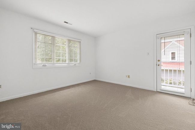 8924 Cross Chase Cir, House other with 4 bedrooms, 5 bathrooms and null parking in LORTON VA | Image 36