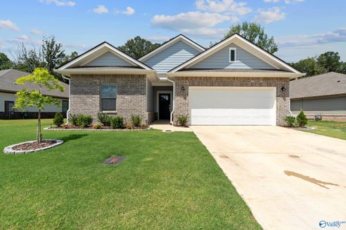 14971 Greenleaf Dr, Athens, AL, 35613-2979 | Card Image