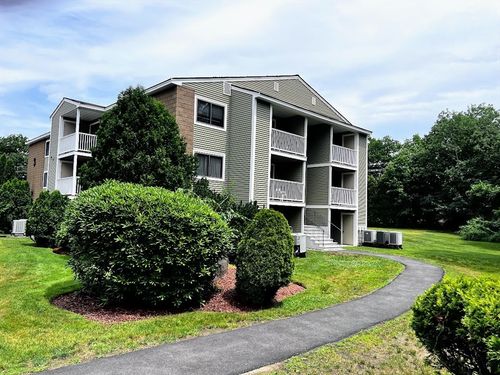 unit-55-3 Bridgeview Cir, Tyngsboro, MA, 01879-2058 | Card Image
