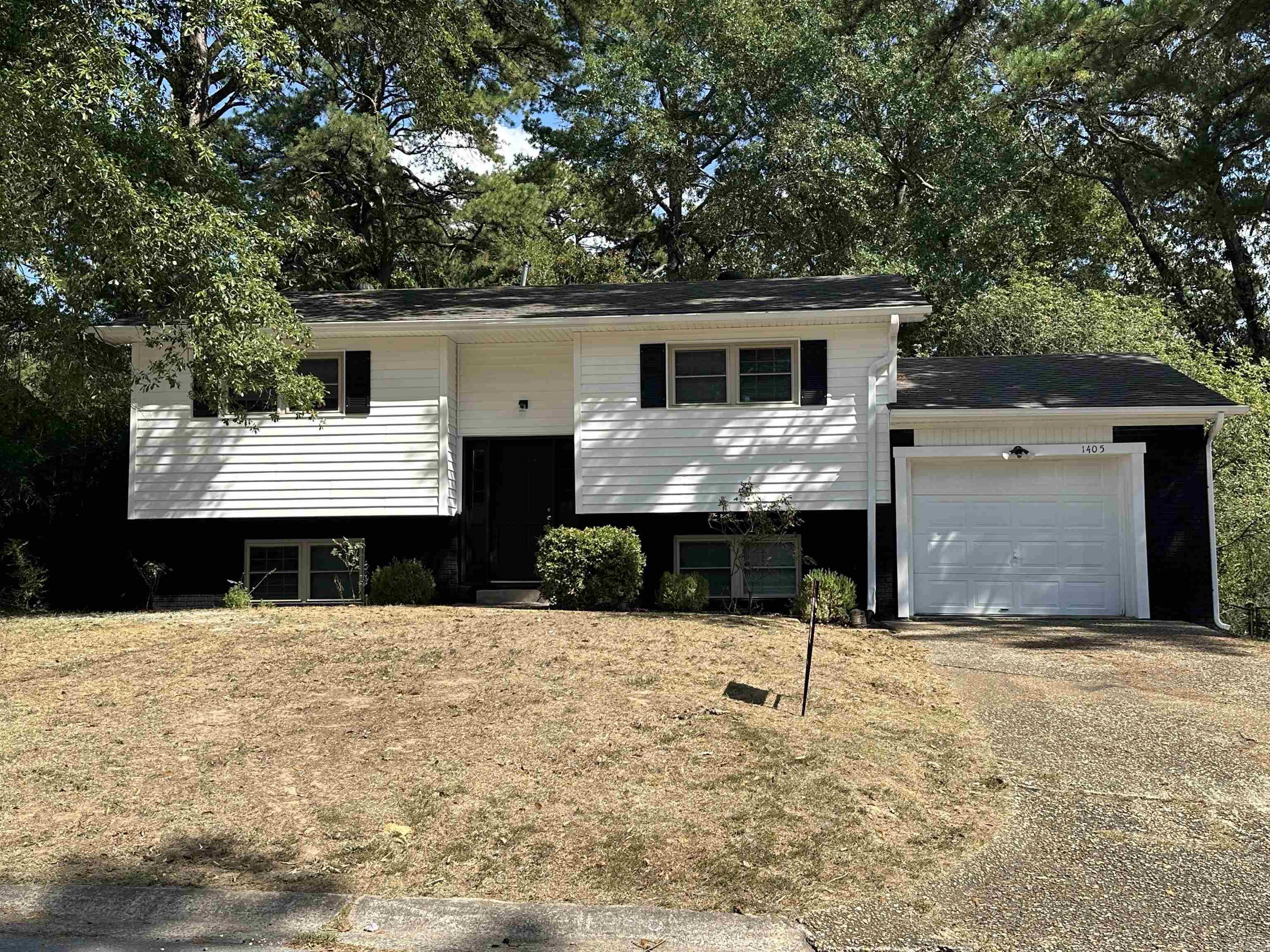 Glenda Dr, Little Rock, AR 72205