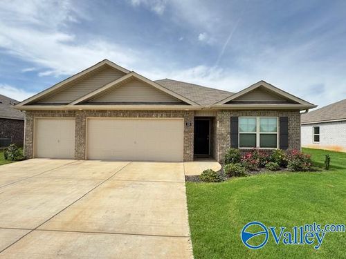115 Murphy Ln, Madison, AL, 35756-8131 | Card Image
