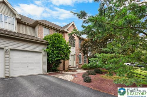 4204 Maria Ln, BETHLEHEM, PA, 18017-8456 | Card Image