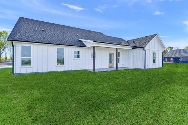 1220 Cr 4045, House other with 4 bedrooms, 2 bathrooms and null parking in Savoy TX | Image 32