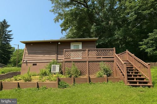 7699 Hedgesville Rd, HEDGESVILLE, WV, 25427-5420 | Card Image