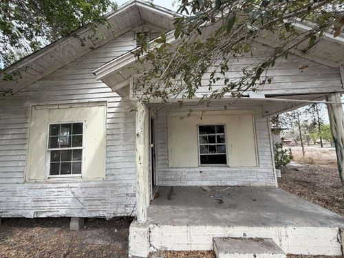 408 W Edwards St, Falfurrias, TX, 78355-3824 | Card Image