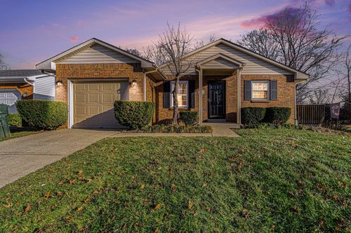 3126 Arrowhead Dr, Lexington, KY, 40503-2757 | Card Image