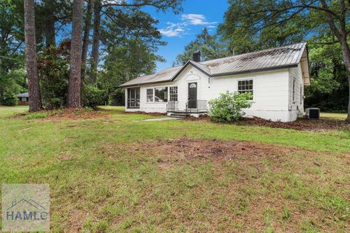 178 W Church St, Ludowici, GA, 31316-5775 | Card Image