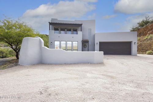 35310 S Pinnacle Pl, Black Canyon City, AZ, 85324-9203 | Card Image