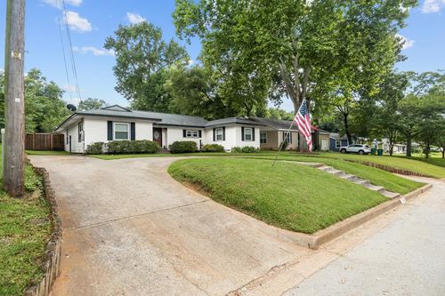 1108 E Brazos St, Palestine, TX, 75801 | Card Image